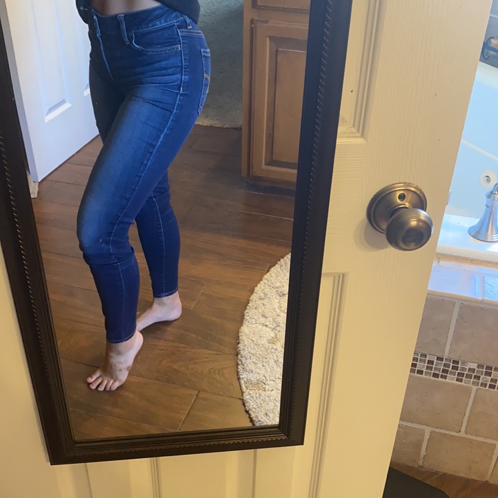 High Rise AE Jeans - Picture 3 of 3